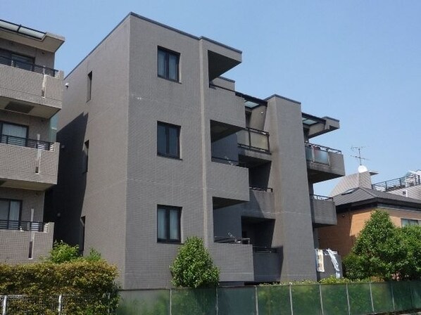 カルトゥーシュ芦花の物件外観写真